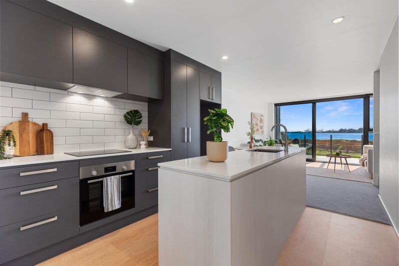 2/29 Montgomery Road, Judea, Tauranga - Carousel 1