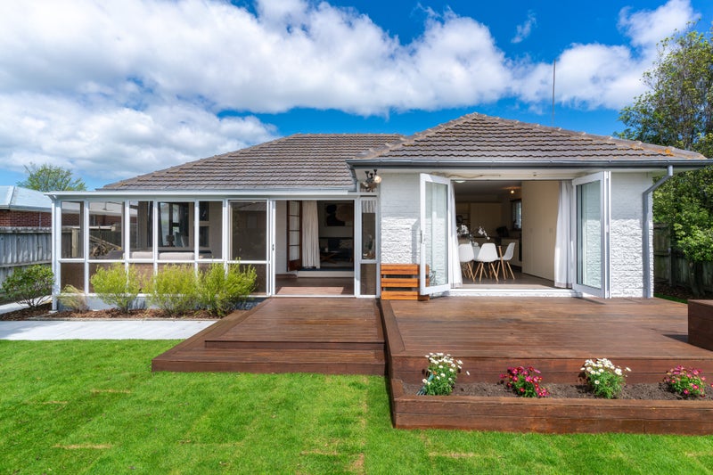 1/16 Claxton Place, Saint Martins, Christchurch - Carousel 1