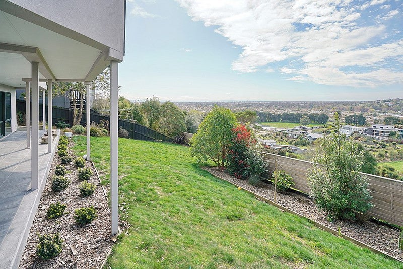 69 Ravensdale Rise, Westmorland, Christchurch - Carousel 12