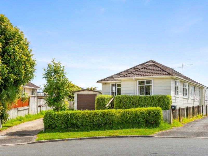 11 Surrey Grove, Parkvale, Tauranga - Carousel 14