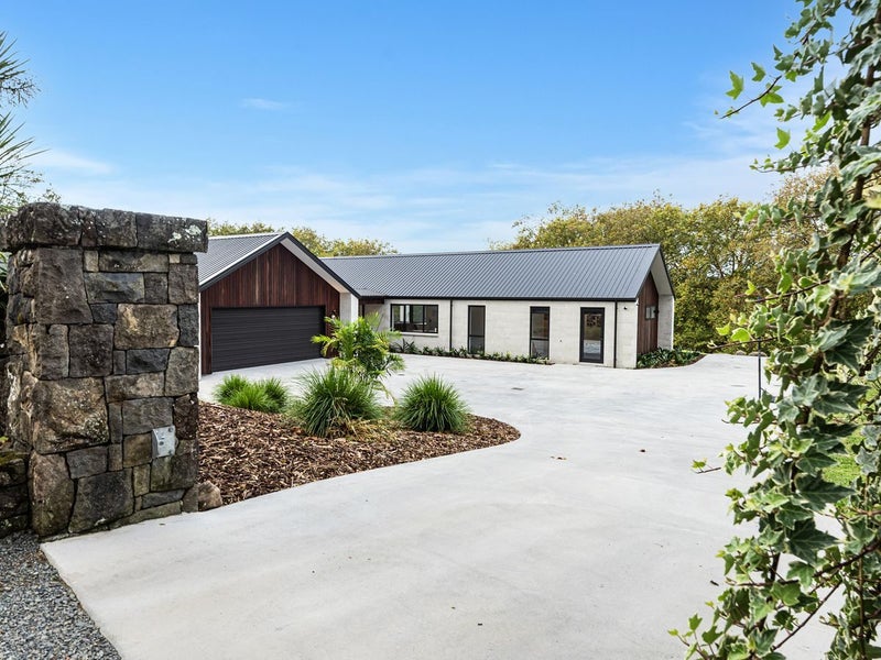 747 Ngunguru Road, Whangarei - Carousel 2