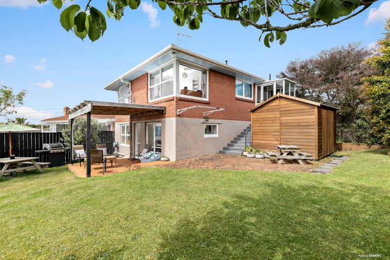 15A Currie Avenue, Hillsborough, Auckland - Carousel 2