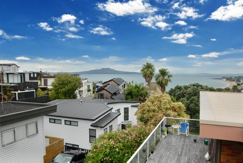 2/12 Marama Street, Castor Bay, Auckland - Carousel 2