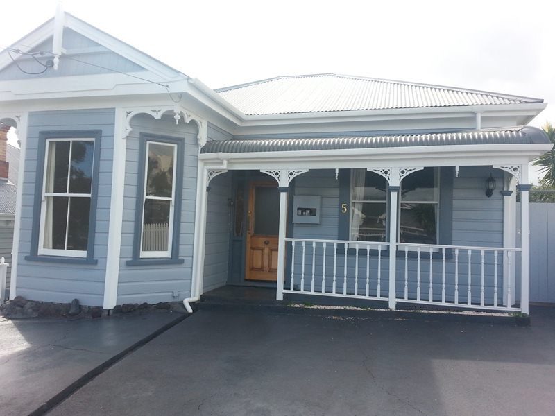 5 Richbourne Street, Kingsland, Auckland - Carousel 1