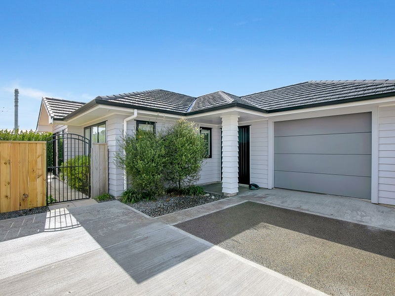 97B Randwick Crescent, Moera, Lower Hutt - Carousel 1