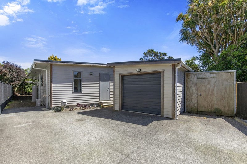55C Durham Crescent, Fairfield, Lower Hutt - Carousel 1