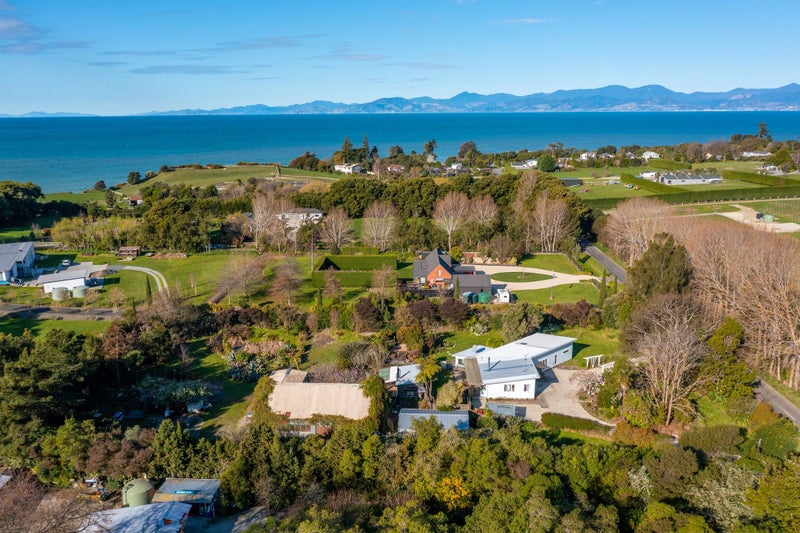147 Kina Beach Road, Tasman - Carousel 2