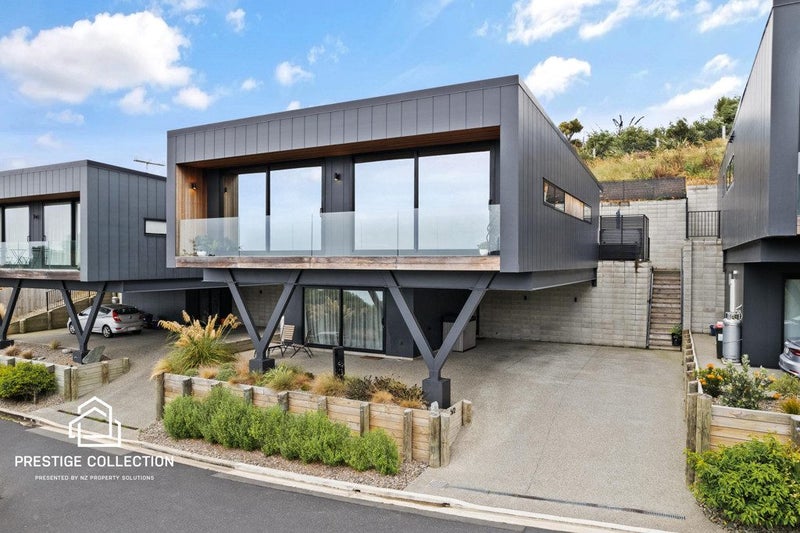 5/2 Clayton Street, Saint Clair, Dunedin - Carousel 1