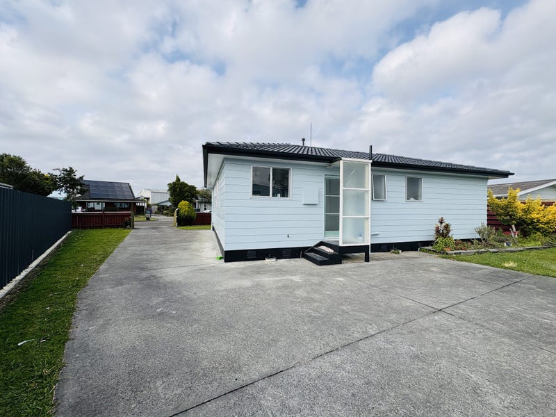 43 Acacia Street, Kelvin Grove, Palmerston North - Carousel 14