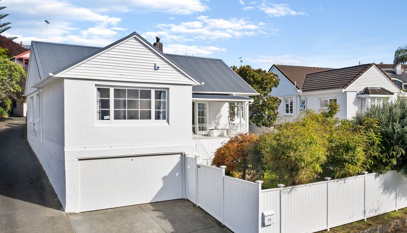 20 Kurahaupo Street, Orakei, Auckland - Carousel 1