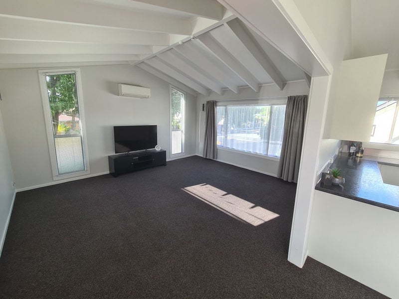 1/352 Worcester Street, Linwood, Christchurch - Carousel 1