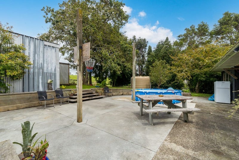 38 Settlement Road, Kaiwaka - Carousel 34
