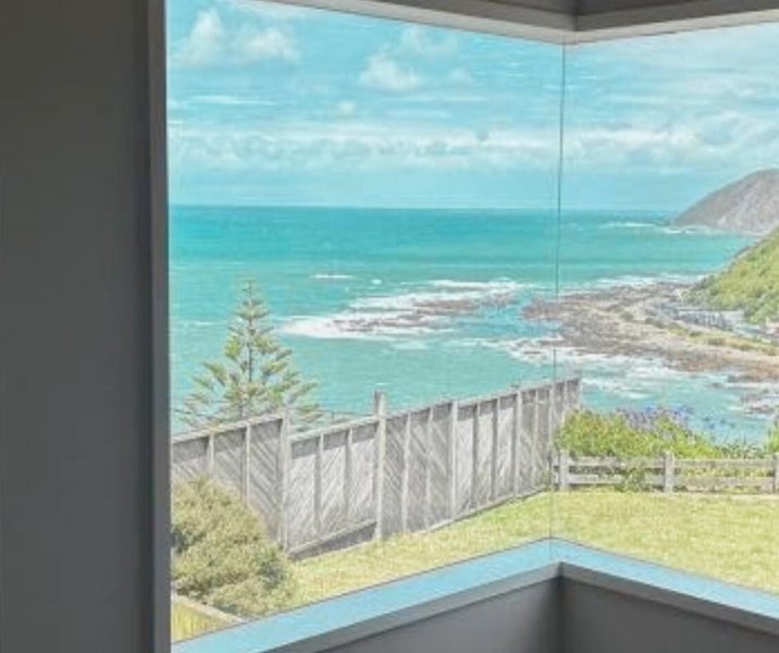28 Welland Place, Island Bay, Wellington - Carousel 14