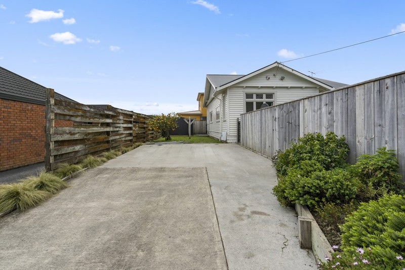 31 Porutu Street, Fairfield, Lower Hutt - Carousel 2