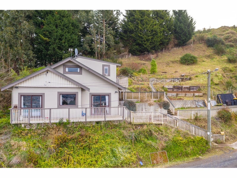 74 Barnes Drive, Caversham, Dunedin - Carousel 15