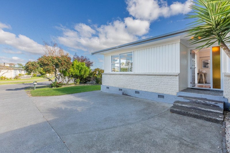 26 Skerrett Crescent, Tamatea, Napier - Carousel 2