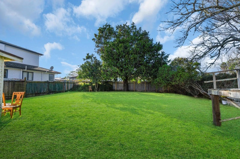 8 Braeburn Place, Takanini, Auckland - Carousel 11