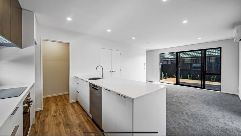 4/46 Selwyn Street, Somerfield, Christchurch - Carousel 2