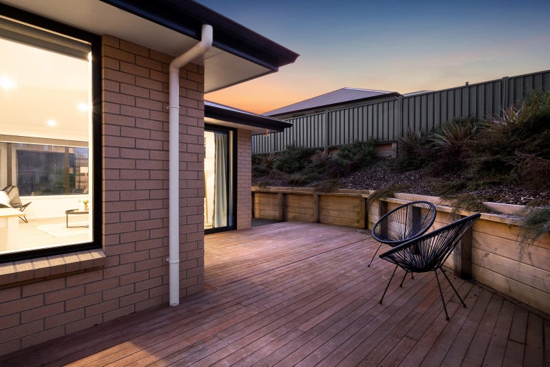 19A Westgate, Corstorphine, Dunedin - Carousel 18