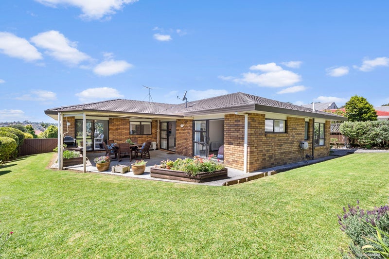 16 Orangewood Drive, Northpark, Auckland - Carousel 2