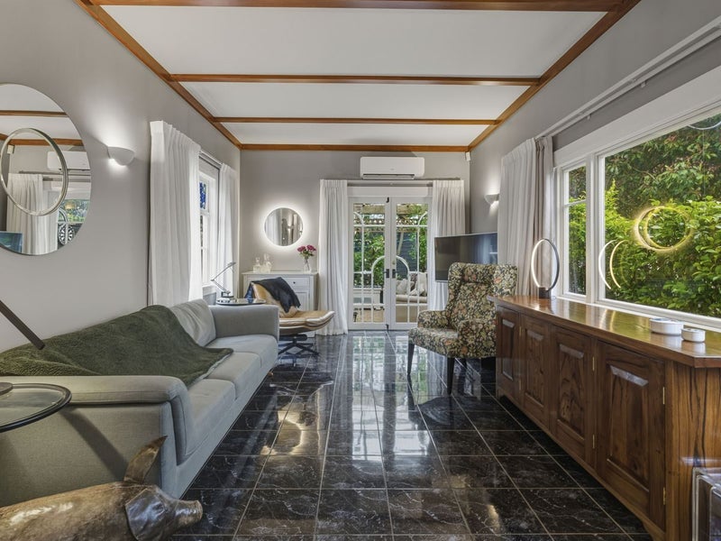 84 Manor Place, Dunedin Central, Dunedin - Carousel 2