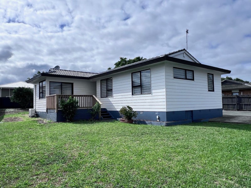 8 Jodie Place, Flat Bush, Auckland - Carousel 2
