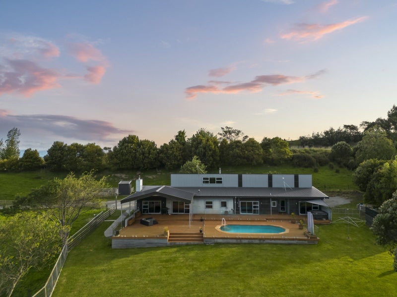 15A Stewart Road, Sanson, Palmerston North - Carousel 1