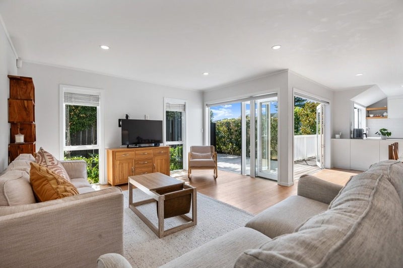 56 Rukutai Street, Orakei, Auckland - Carousel 2