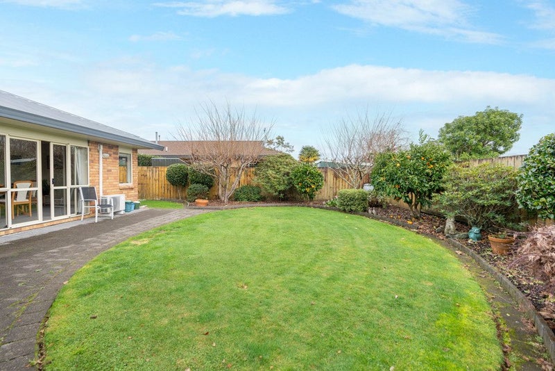 9 Bouverie Crescent, Flagstaff, Hamilton - Carousel 27