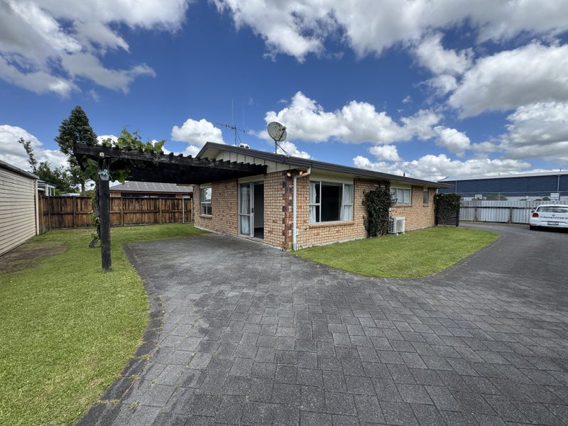 101A Silverdale Road, Silverdale, Hamilton - Carousel 1