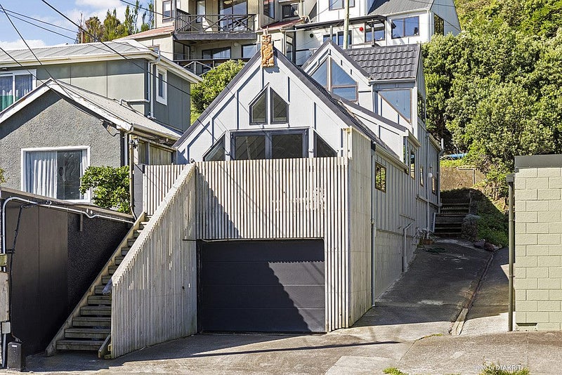 1/48 Owhiro Bay Parade, Owhiro Bay, Wellington - Carousel 2