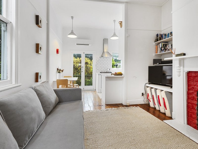 548 Adelaide Road, Berhampore, Wellington - Carousel 2