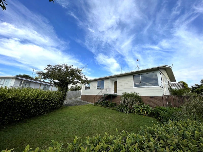 14 Kereru Place, Half Moon Bay, Auckland - Carousel 2