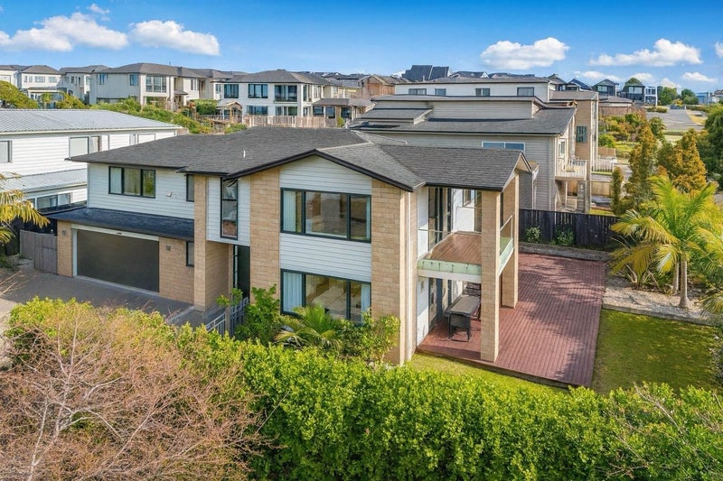 1 Tuangi Street, Long Bay, Auckland - Carousel 2