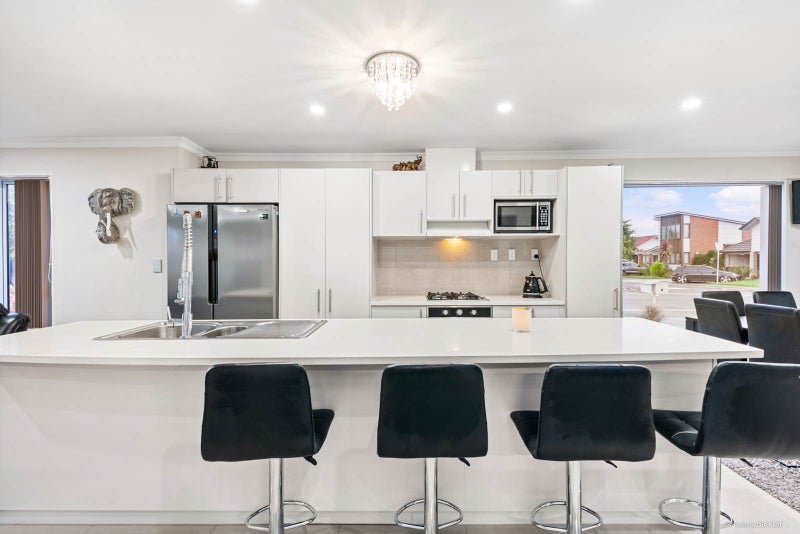 45 Tarapiroe Avenue, Takanini, Papakura - Carousel 2