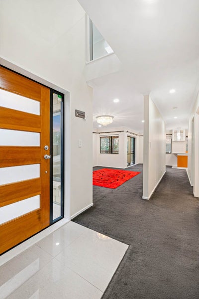 16 Revel Avenue, Mount Roskill, Auckland - Carousel 2