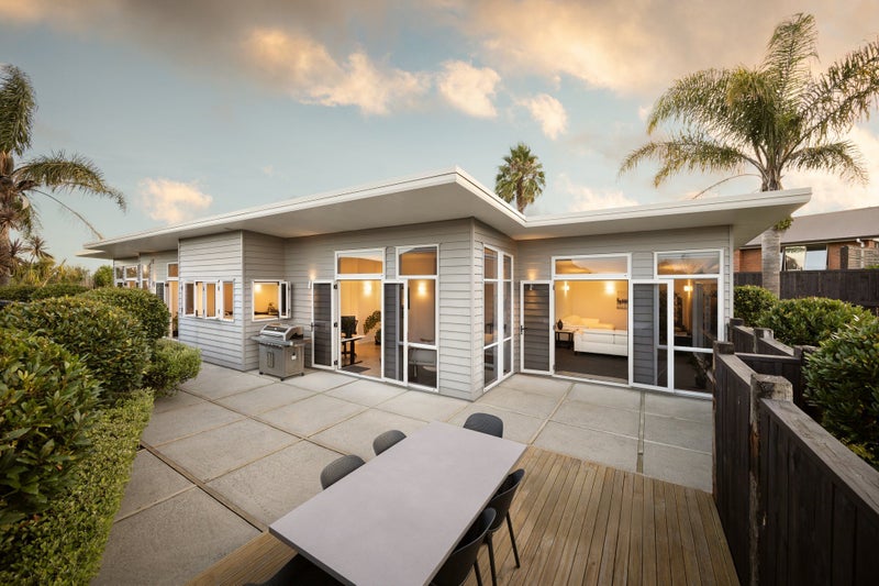 18 Trinidad Place, Flagstaff, Hamilton - Carousel 1