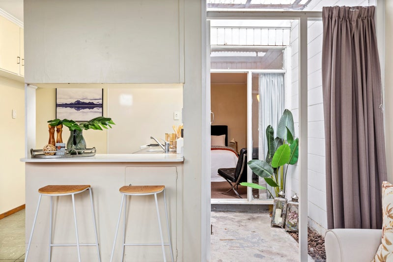 8/0 Onehunga Mall, Onehunga, Auckland - Carousel 2