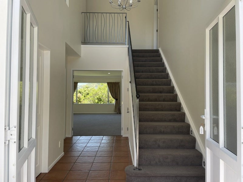 9 The Topdeck, Whitby, Porirua - Carousel 2