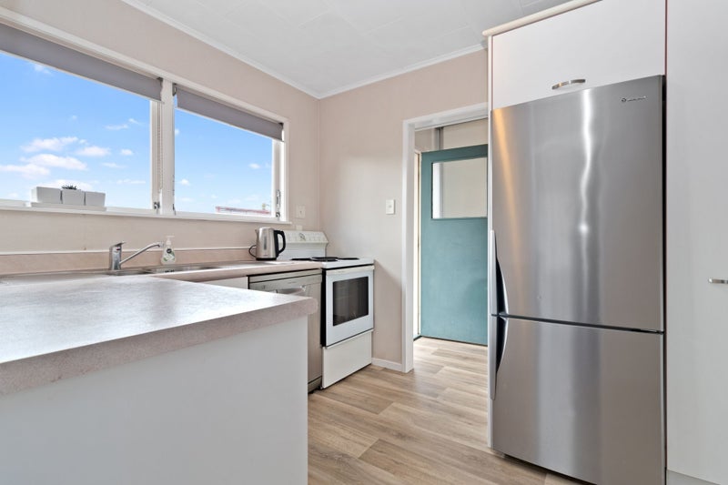 33 Glamis Avenue, Dinsdale, Hamilton - Carousel 2