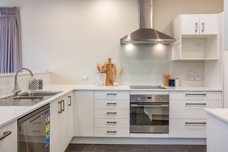 13 Tasman Close, Aotea, Porirua - Carousel 2