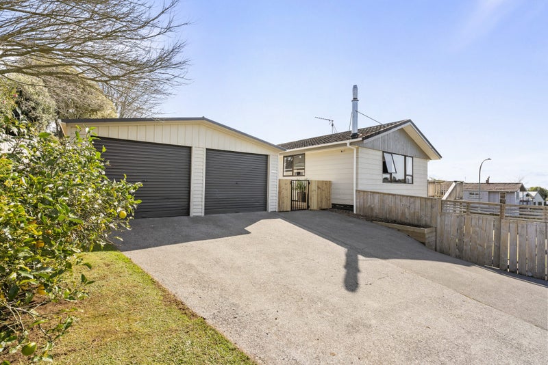 43 Riversdale Drive, Merrilands, New Plymouth - Carousel 37