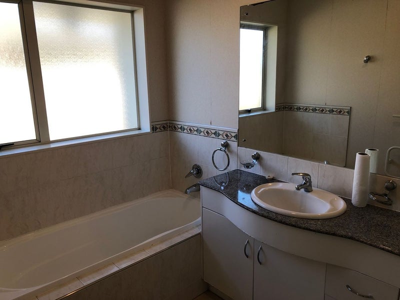 45 Armoy Drive, East Tamaki, Auckland - Carousel 13