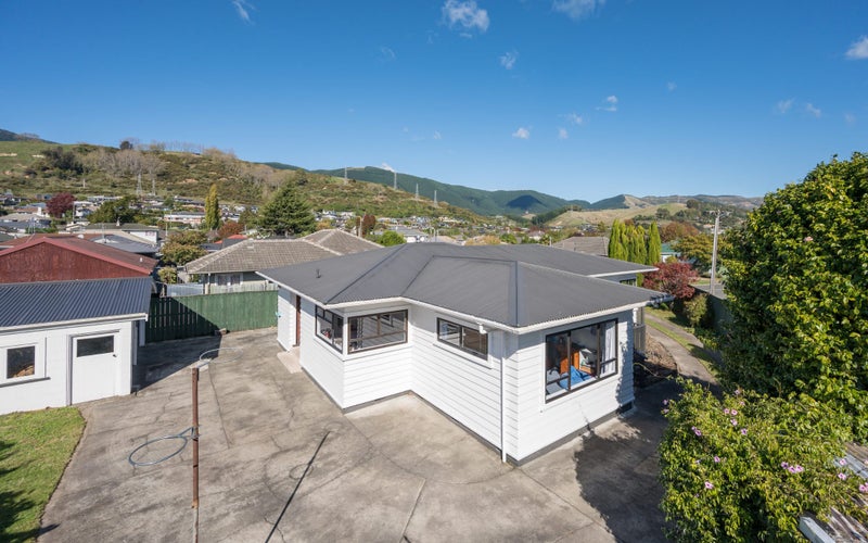 8 Palm Avenue, Stoke, Nelson - Carousel 2