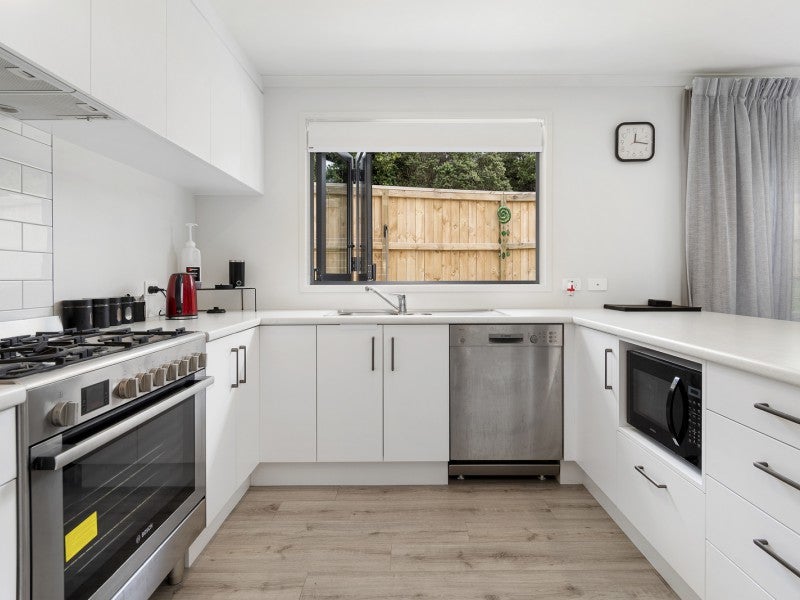 43A Cambridge Road, Judea, Tauranga - Carousel 2