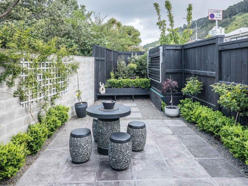 53 Tinakori Road, Thorndon, Wellington - Carousel 2