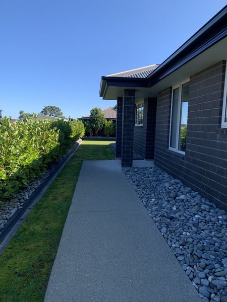 8 Park Street, Hokitika - Carousel 2