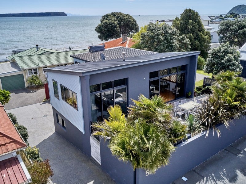 50A Steyne Avenue, Plimmerton, Porirua - Carousel 1