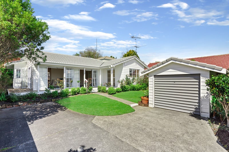 2/25 College Road, Northcote, Auckland - Carousel 1