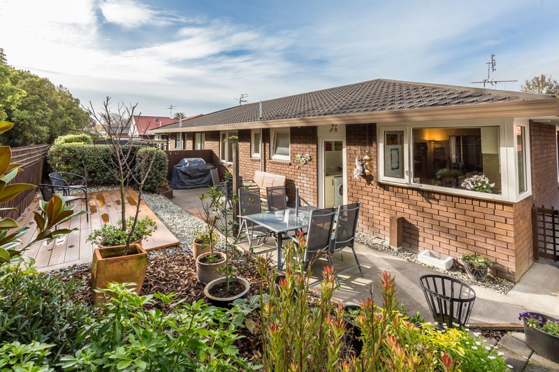 2/8 TORVILL AND DEAN LANE, Cashmere, Christchurch - Carousel 1